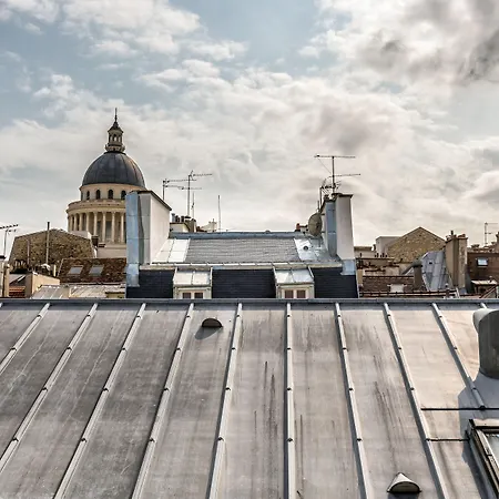 Panthéon Hotel