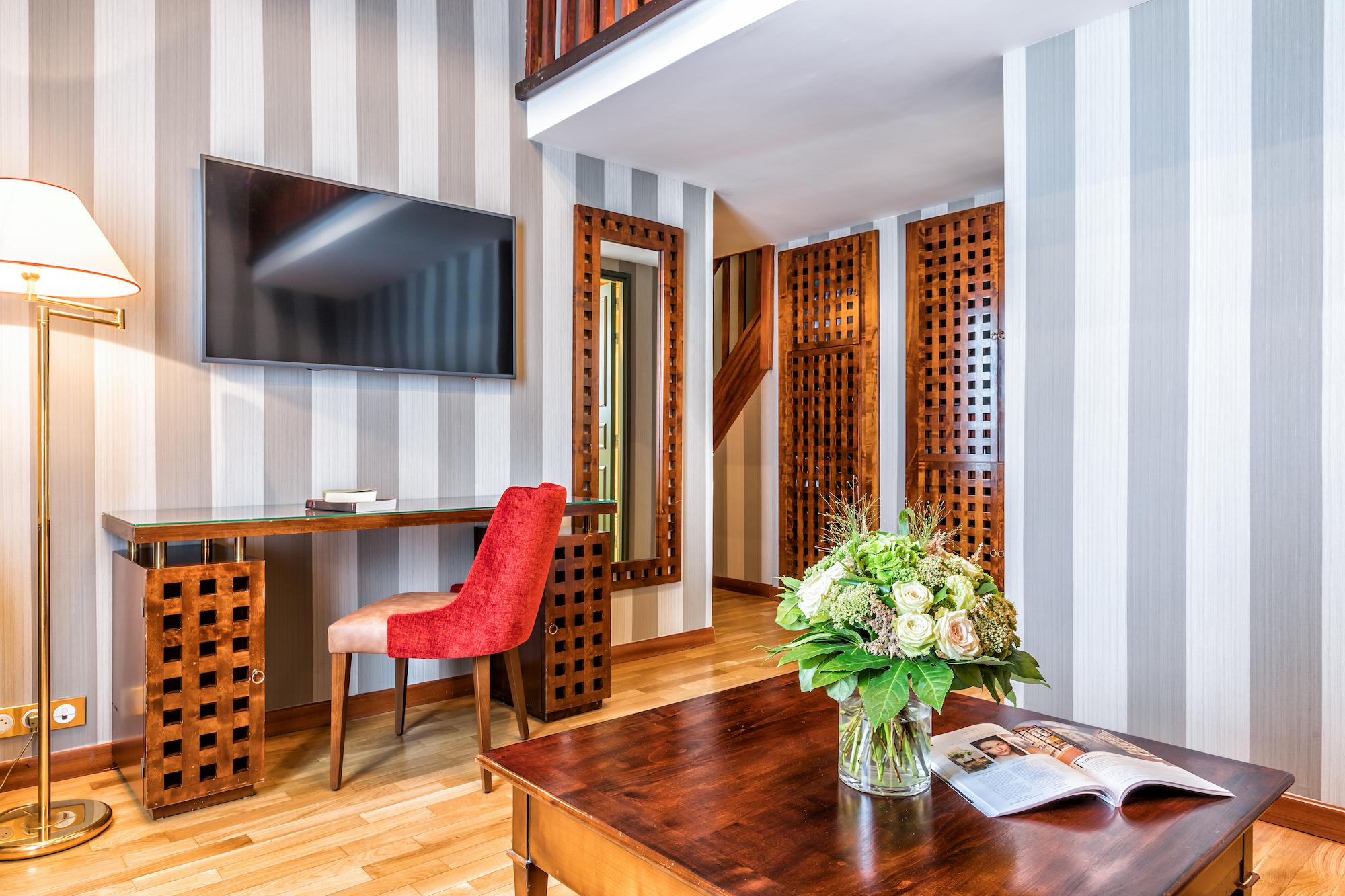 Hotel Panthéon 4*