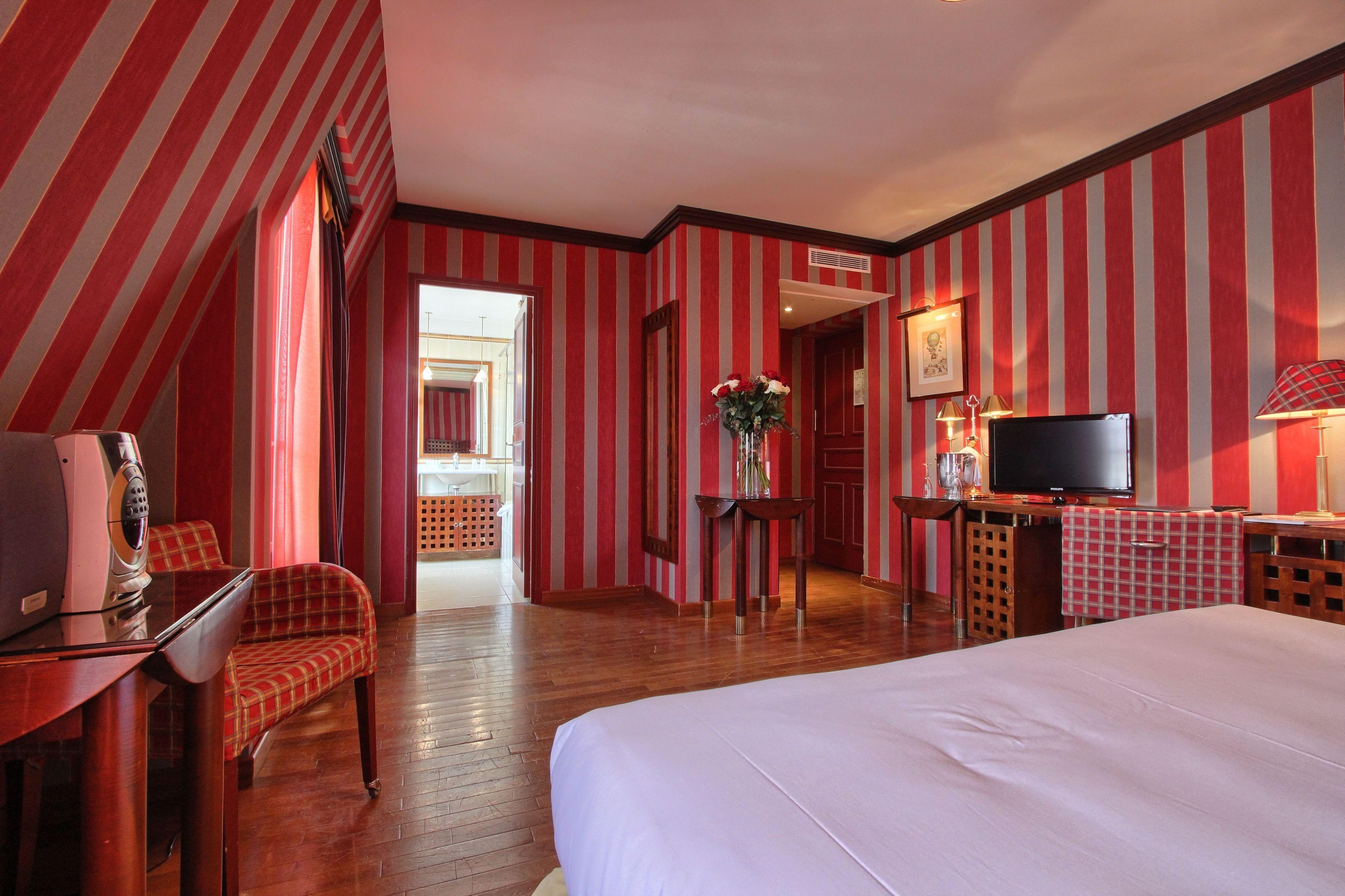 Hotel Panthéon 4*