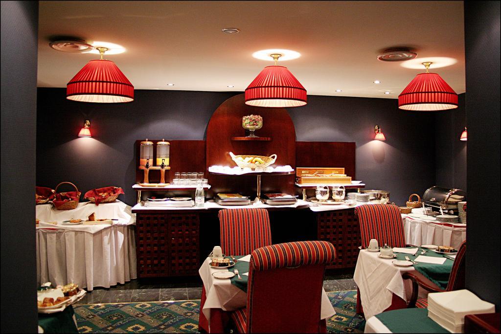 Panthéon Hotel