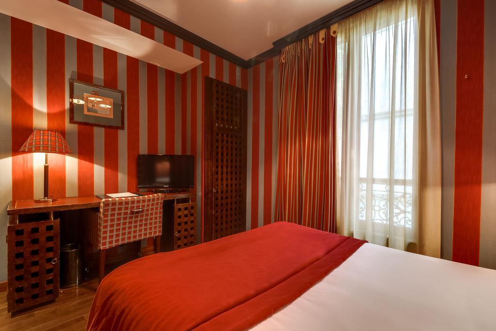 Hotel Panthéon 4*