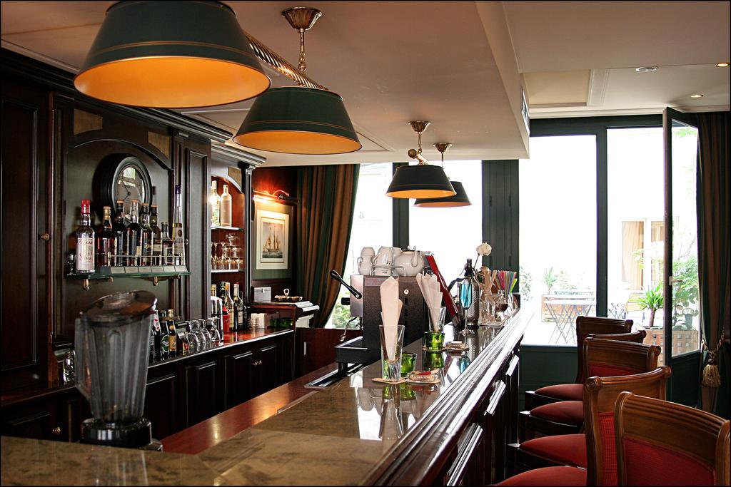 Panthéon Hotel