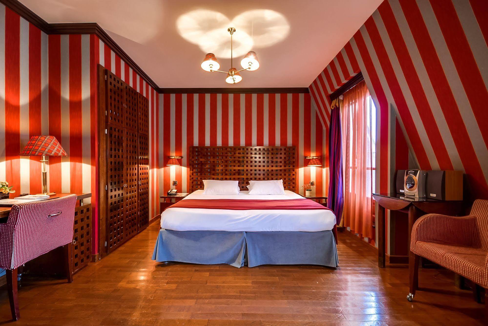 Hotel Panthéon Parigi